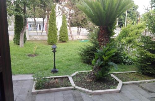 Kobuleti House | House on Rustaveli 177