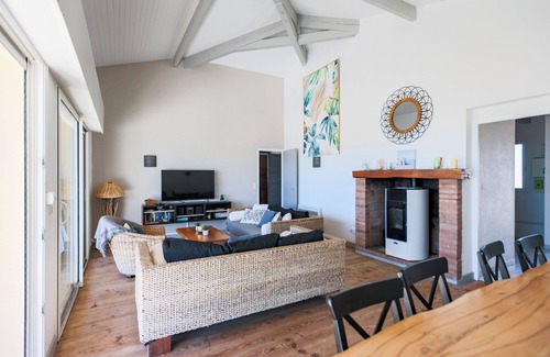 Vielle-Saint-Girons House | House on the dune with feet in the water