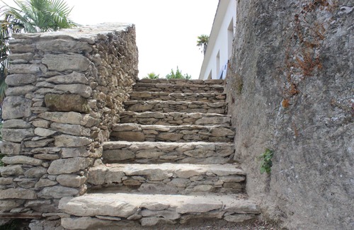 Le Palais House | House Orgo> Villa 150 m2 in garden with palm trees, near the port of Palais