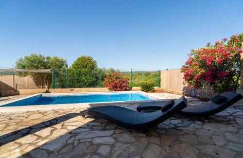Veli Rat House | House Sakarun with swimming pool