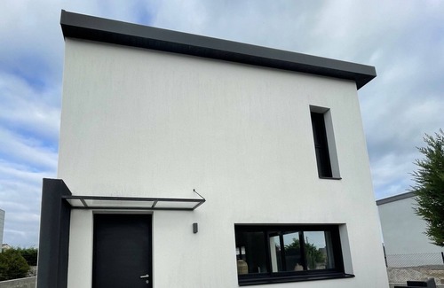 Saint-Nazaire House | House St Marc sur Mer
