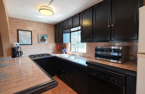 Cabo Bello House | House!steps to Beach 2 Full kitchens 3bed 3Bath 2Pools !Ocean Views sleeps 12.