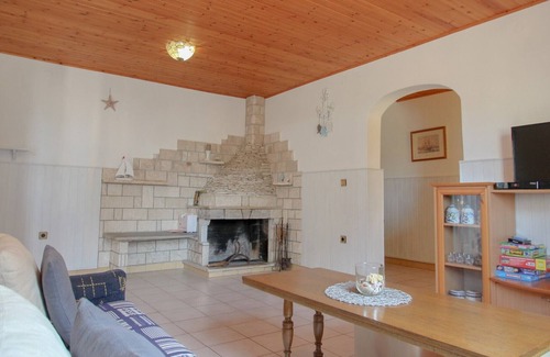 Krizine House | House Sv. Ivan for a perfect location in a small village, only 50m to the beach