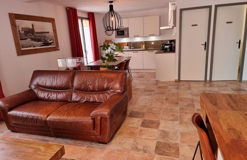 Collioure House | House T3 *, typical and quiet area, patio sea view, air conditioning, parking and wiFi