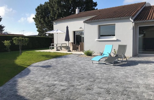 Tharon-Plage House | House Tharon Beach between Pornic and St. Brevin 600 m from the beach,