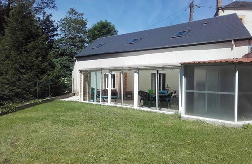 Nouzonville House | House veranda with Jacuzzi