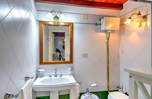 Ustica Apartment | House very close to the central square