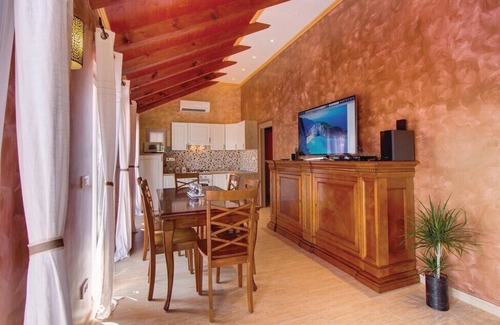 Nerezine Villa | House Victoria 1 by Villas Guide