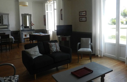 Le Porge House | House / Villa - Le Porge