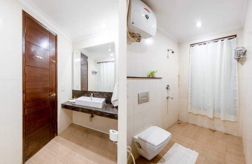 Udyog Vihar House | House with 3 Bedroom and facilities in gurgaon with great location