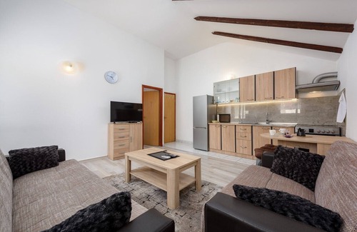 Katoro Apartment | House with apartments AMORE/AMORE 1 apartment