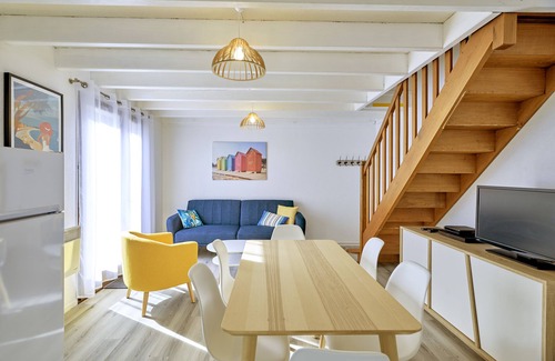 Guerande House | House with garden, 8 minutes Beach LA BAULE, residence with swimming pool