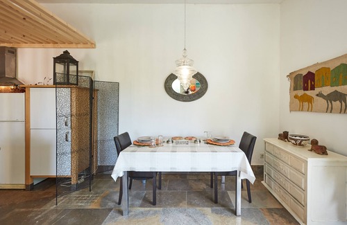 Cascais Ski Chalet | House with garden, 900 meters from Guincho Beach, Ocean and Mountain view