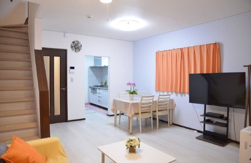 Higashishinkoiwa House | House/with garden/Japanese-style room with 8 tatami mats/Spacious 4LDK/8 min. walk from the station/Medium to long term stay negotiable/Direct access to Tokyo Station 13 min.