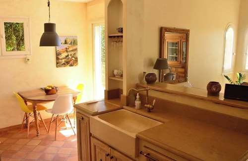 Chusclan House | HOUSE WITH POOL BETWEEN AVIGNON NÎMES AND ORANGE