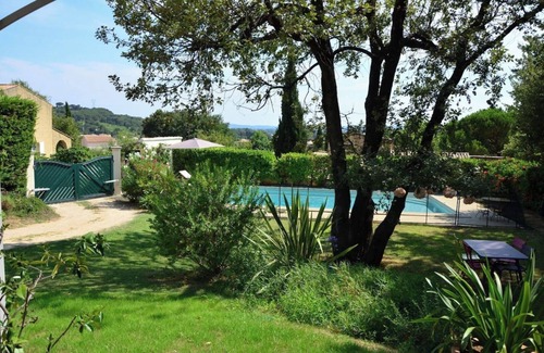 Chusclan House | HOUSE WITH POOL BETWEEN AVIGNON NÎMES AND ORANGE