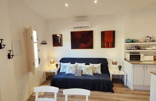 La Fosca House | House with terrace and garden at 30 meters from the sand beach of la Fosca.