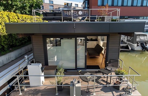 Vahrenwald-List Boat Rental | Houseboat ANKERLOFT - vacation on the water in the middle of Hanover's marina!