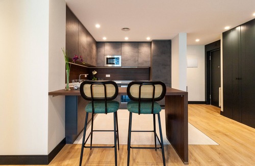 Castillejos Apartment | Housing Castellana I by Sharing Co