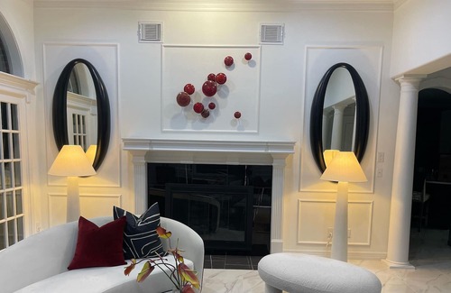 Barker House | Houston Celebrity Home - Pool | Spa | Cinema