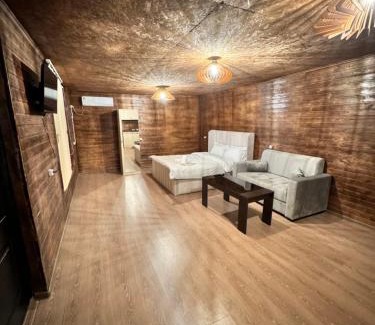 Yerevan Hotel | Hovakimyans Hotel And Pool Airport