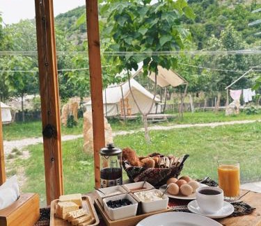 Kaputan House | Hovek Guest House