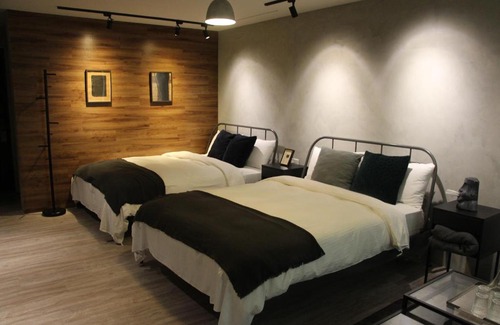 West Central District House | How Chill Inn