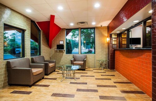 North Plainfield Hotel | Howard Johnson by Wyndham North Plainfield