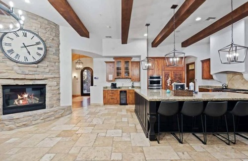 North Scottsdale House | HÓZHÓ Residence on Desert Views: Private Pool, Sport Court, Theatre