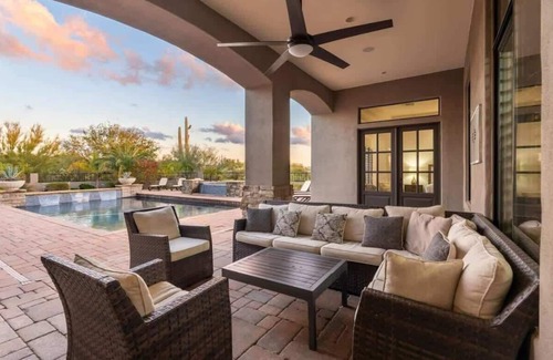 North Scottsdale House | HÓZHÓ Residence on Desert Views: Private Pool, Sport Court, Theatre