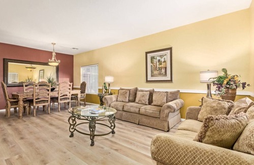 Sheely Farms Apartment | HTC - 2103 N 94th Glen (6B)