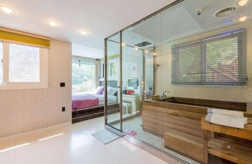Buk House | Hue Bless Spa Pension Gapyeong