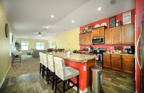Arlington House | ~Hue-Kissed-Hue 4 Beds Meet-Cute by Mayo Clinic~
