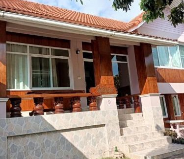 Pai House | Huean khao hom เฮือนข้าวหอม