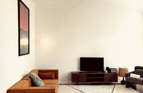 Principe Real Apartment | Huge 6Bedroom Apartments in Principe Real, Heart of Lisbon.