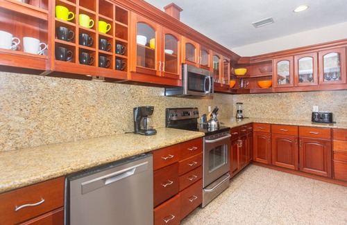Lawson Rock Condo | Huge Beachfront condo with private pool at Lawson Rock 104