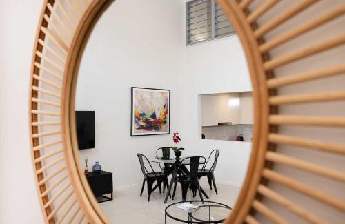Wooloowin House | Huge Family Townhouse 3 bathrooms 5km to City