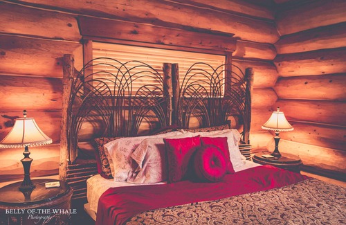 Sequim Cabin | Huge Log Lodge- Where Mountains meet the Sea w/Pizza Oven