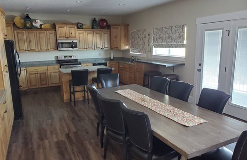 Garden City House | Huge Luxury Home-Stunning Views; Sleeps 42+, Parking, Club House-Pool/Activities