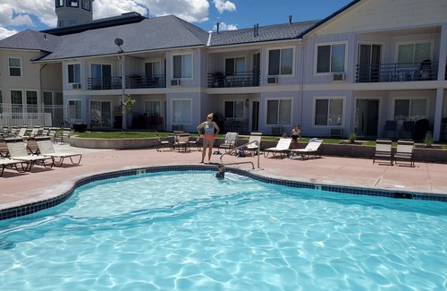 Garden City House | Huge Luxury Home-Stunning Views; Sleeps 42+, Parking, Club House-Pool/Activities