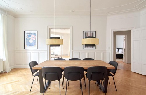 Copenhagen City Centre Apartment | Huge modern & central 2BR loft