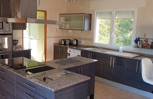 L'Ametlla de Mar Villa | Huge villa, 13 BEDR, 8 BATHR, FULL A/C, Large Pool, ping-pong, BBQ