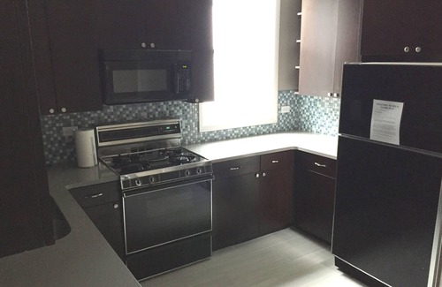 Wrigleyville House | Huge Wrigleyville Beauty -10 beds and 5 baths in the heart of it all!
