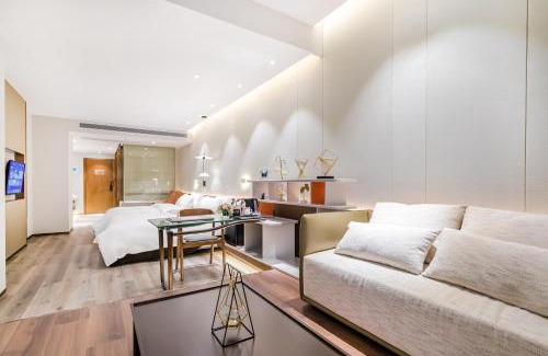 Guangzhou Hotel | Huiju Hotel -Shamian Xidi Pier Night Cruise on the Pearl River branch-Canton Fair free shuttle bus included Breakfast