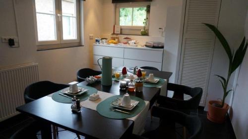 Eijsden Bed & Breakfast | Huize Mesch