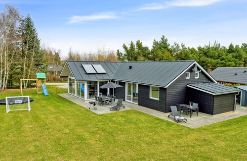 Jegum House | "Human" - 10.5km from the sea by Interhome