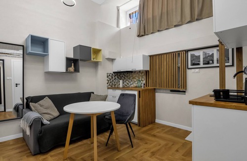 Muranow Apartment | Humblebee Nest Muranów A