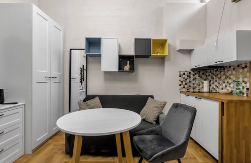 Muranow Apartment | Humblebee Nest Muranów A