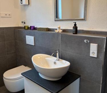 Lingerhahn House | HunsrückGlück Ferienhaus am Schinderhannes-Radweg