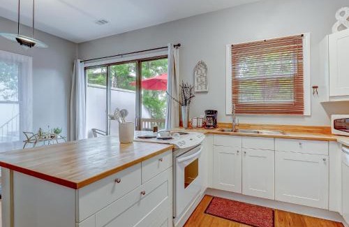 Historic Downtown Savannah House | Hunter's Knoll